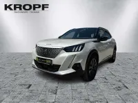 Gebraucht Peugeot e-2008 GT 100 kW (136 PS) 2022 Perlmutt weiß SUV