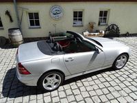Gebraucht Mercedes SLK200 163 PS (119 kW) 2000 Silber Cabrio