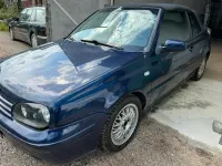 Gebraucht VW Golf 115 PS (84 kW) 2001 Blau Cabrio