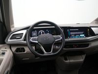 Gebraucht VW Multivan Basis 150 PS (110 kW) 2024 Reflexsilber Van