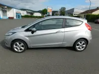 Gebraucht Ford Fiesta Trend 82 PS (60 kW) 2010 Silber