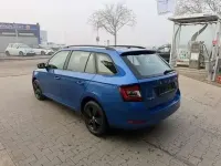 Gebraucht Skoda Fabia Ambition 95 PS (69 kW) 2021 Raceblau metallic Kombi