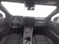 Second-hand Lynk & Co 01 280 CP (205 kW) 2025 Alb SUV