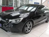 Gebraucht Mercedes CLA200 Shooting Brake Urban 156 PS (114 kW) 2017 Kosmosschwarz  metalliclack Kombi