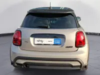 Używany Mini Cooper Classic 136 KM (100 kW) 2023 Szary Hatchback