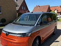 Usata VW Multivan Style 150 CV (110 kW) 2023 Arancione Monovolume