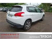 Gebraucht Peugeot 2008 Allure 120 PS (88 kW) 2016 Blanc banquise SUV