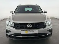 Gebraucht VW Tiguan Life 150 PS (110 kW) 2022 Reflexsilber SUV
