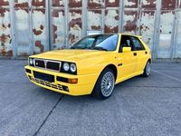Usata Lancia Delta 211 CV (155 kW) 1993 Giallo Utilitaria