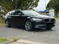 Gebraucht Volvo V90 Momentum 190 PS (139 kW) 2019 Schwarz Kombi