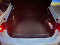 Gebraucht VW Arteon 190 PS (139 kW) 2019 Weiß Kleinwagen