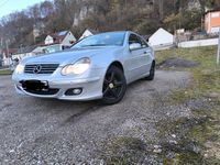 Gebraucht Mercedes C180 148 PS (108 kW) 2005 Grau Coupé