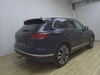 Gebraucht VW Touareg Elegance 381 PS (280 kW) 2022 Deep black perleffekt (metallic) SUV