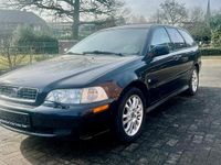 Gebraucht Volvo V40 106 PS (77 kW) 2003 Schwarz Kombi