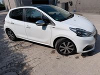 Second-hand Peugeot 208 Style 82 CP (60 kW) 2016 Alb Hatchback