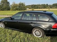Gebraucht BMW 318 143 PS (105 kW) 2010 Schwarz Kombi