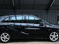Gebraucht Mercedes B200 136 PS (100 kW) 2015 Schwarz Van / Kleinbus