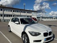 Gebraucht BMW 116 Efficient Dynamics 116 PS (85 kW) 2012 Weiß Kleinwagen