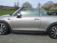 Usata Mini Cooper Cabriolet Chili 136 CV (100 kW) 2020 Grigio Cabrio