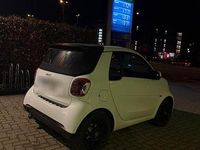 Gebraucht Smart ForTwo Cabrio 90 PS (66 kW) 2016 Weiß Cabrio