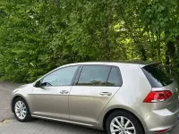 Używany VW Golf VII Edition 150 KM (110 kW) 2015 Beżowy Sedan/Limuzyna