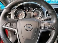 Gebraucht Opel Astra 101 PS (74 kW) 2012 Rot Limousine