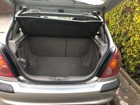 Gebraucht Nissan Almera 114 PS (83 kW) 2002 Silber Limousine