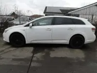 Gebraucht Toyota Avensis Executive 150 PS (110 kW) 2011 Weiß Kombi