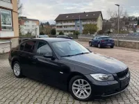 Gebraucht BMW 320 142 PS (104 kW) 2008 Schwarz Limousine