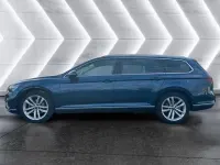 Gebraucht VW Passat Elegance 190 PS (139 kW) 2022 Blau Kombi