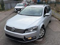 Gebraucht VW Passat Trendline 140 PS (102 kW) 2013 Silber Kombi