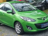 Gebraucht Mazda 2 75 PS (55 kW) 2013 Grün Kleinwagen