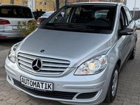 Gebraucht Mercedes B150 95 PS (69 kW) 2006 Silber Van / Kleinbus