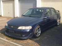 Gebraucht Opel Vectra 195 PS (143 kW) 1999 Blau Limousine