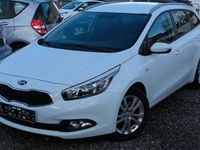 Gebraucht Kia Ceed 135 PS (99 kW) 2015 Weiß Kleinwagen