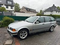 gebraucht BMW 323 e36 i Touring Automatik