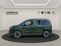 Neu Fiat Qubo La Prima 131 PS (96 kW) 2026 Grün Van / Kleinbus