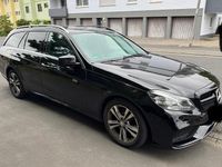 Gebraucht Mercedes E220 170 PS (125 kW) 2015 Schwarz Kombi