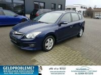 gebraucht Hyundai i30 1.6 CRDi blue,KLIMA,TEMPOMAT,8xREIFEN