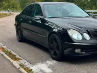 Gebraucht Mercedes E500 306 PS (225 kW) 2004 Schwarz Limousine