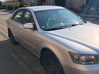 Gebraucht Hyundai Sonata 162 PS (119 kW) 2007 Silber Limousine