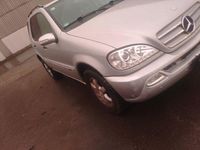 Gebraucht Mercedes ML350 235 PS (172 kW) 2003 Silber SUV
