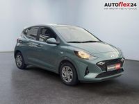 Neu Hyundai i10 79 PS (58 kW) 2025 Mangroove green Kleinwagen