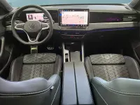 Gebraucht VW Passat R-line 150 PS (110 kW) 2025 Schwarz Kombi