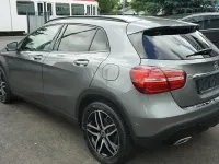 Gebraucht Mercedes GLA220 Business 177 PS (130 kW) 2017 Grau SUV