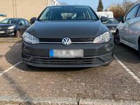 Gebraucht VW Golf VII 118 PS (86 kW) 2017 Grau Kleinwagen