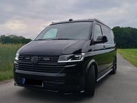 Gebraucht VW Multivan 179 PS (131 kW) 2023 Schwarz Van / Kleinbus