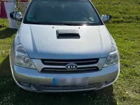 Gebraucht Kia Carnival 185 PS (136 kW) 2007 Silber Van / Kleinbus
