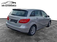 Gebraucht Mercedes B200 156 PS (114 kW) 2013 Silber Van / Kleinbus