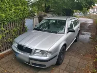 Gebraucht Skoda Octavia 101 PS (74 kW) 2000 Silber Kombi